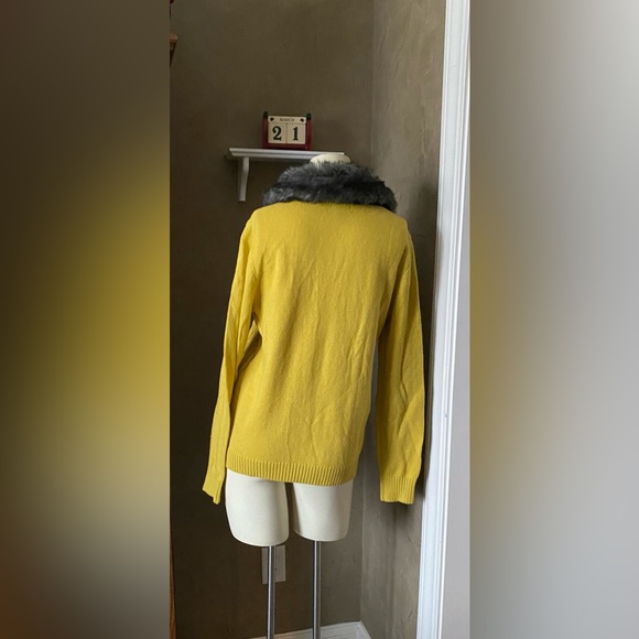 Lands’ End Cable-Knit Crewneck Women’s Sweater Collar faux fur, size M( 10/12) - Picture 3 of 10